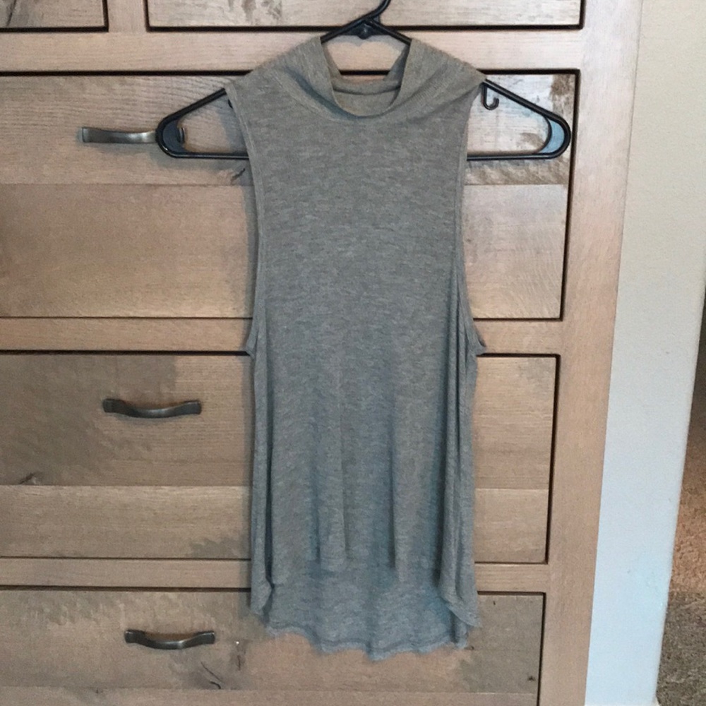 Tank turtleneck